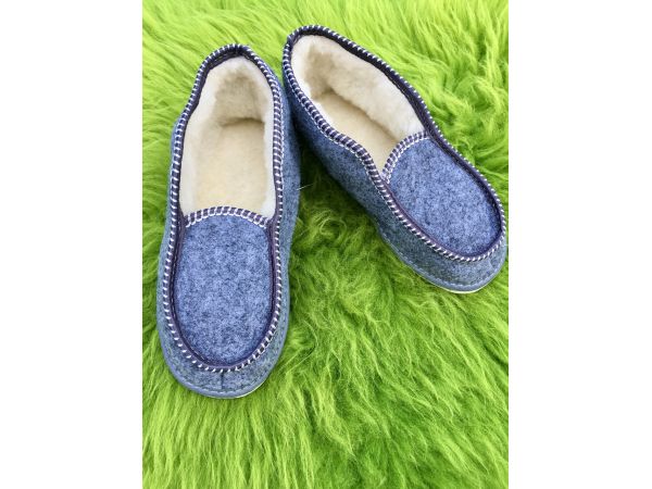 Чуні-капці з овечої шерсті и з войлоку