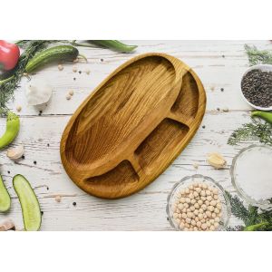 Дерев'яна дошка для подачі блюд