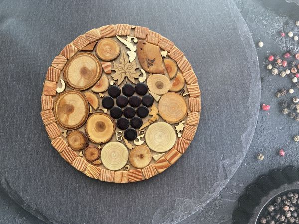 Дерев’яна підставка під гаряче "Виноград"  17 см19 см 19 см