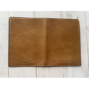 Шкіряна обкладинка для паспорту