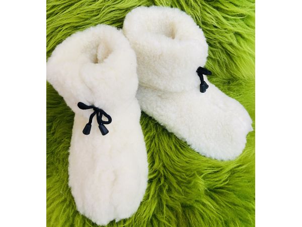 Чуні з овечої шерсті, гумова підошва білі із зав’язками