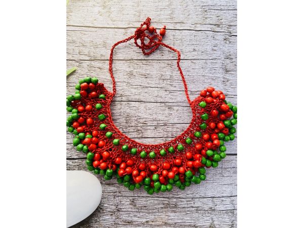 Намисто з дерева ручна робота зелено-червоне