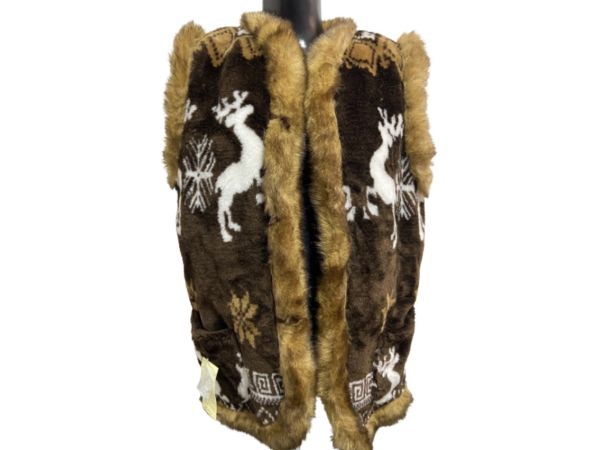 Жилет жіночий з овечої шерсті, орнамент олені 48 розмір 40