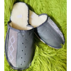Домашні чоловічі тапочки шкіряні з овечої шерсті