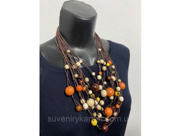 Намисто з дерева