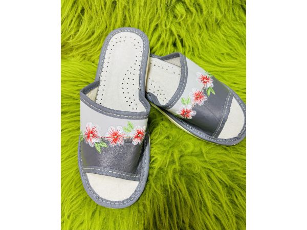 Домашні шкіряні капці жіночі