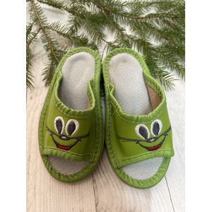 Домашні дитячі шкіряні капці, уцінка товар з вітрини 25 розмір