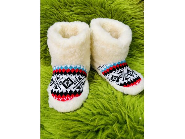 Чуні з овечої шерсті, чуні з овчини, чуні орнамент, чуні гумова підошва розміри від 36 до 41 40-41