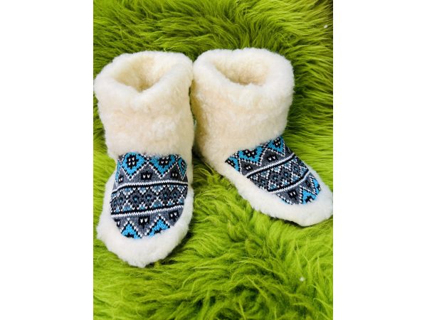 Чуні з овечої шерсті, чуні з овчини, чуні орнамент, чуні гумова підошва розміри  36-40
