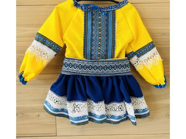 Вишитий костюм для дівчинки,  вишиванка дитяча, розмір 1, ріст 86 см