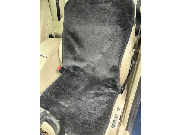 Накидка на автомобільне сидіння з овечої шерсті