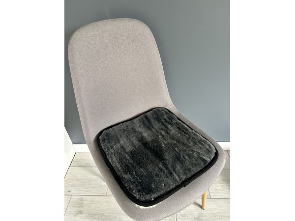 Накидка на табурет з овечої шерсті 40х40 сірий колір