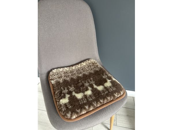 Накидка на табурет з овечої шерсті 40х40 см