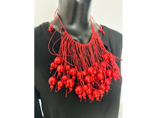Намисто з дерева, червоне , ручна робота, українське намисто