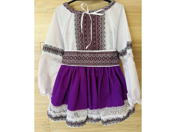 Вишитий костюм для дівчинки,  вишиванка дитяча, розмір 5 зріст 120 см