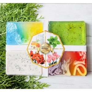 Набір натурального мила Карпатський Миловар, мило ручної роботи М’ята:мед та молоко:троянда:маковий скраб