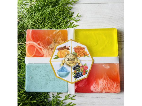 Набір натурального мила, мило ручної роботи Обліпихове:лісова ягода:апельсин та кориця:блакитна глина