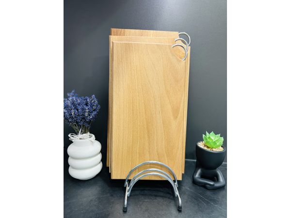 Набір обробних дощок бук на металевій підставці