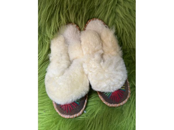 Домашні жіночі тапочки з овчини (закопанки) 37 розмір