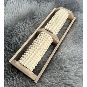 Дерев'яний масажер для ніг