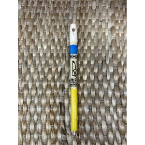 Дерев'яна ручка, свисток, тризуб в національному стилі