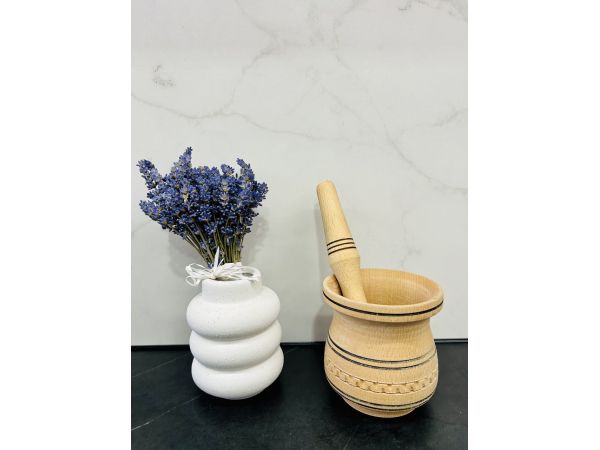 Дерев'яна ступка з товкачиком