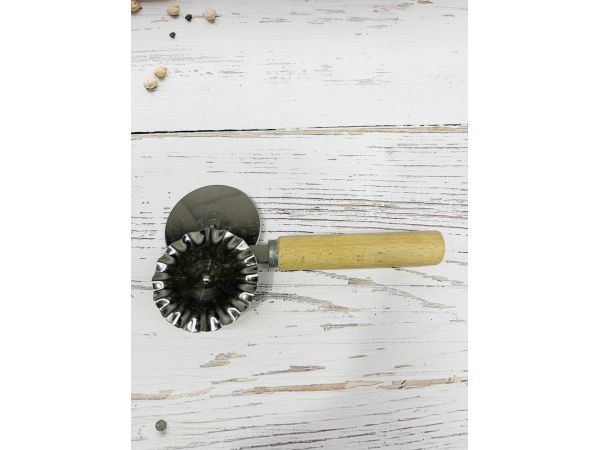 Ніж для піци, для тіста 17х10 см