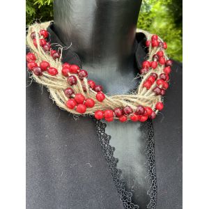 Намисто з дерева та ниток косичка, червоно-бордове