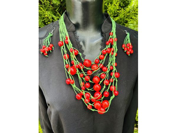Набір прикрас з дерева, намисто, сережки, ручна робота червоно-зелене