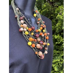 Намисто з дерева кольорове