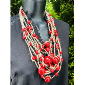 Намисто з дерева червоне, подарунок дівчині, подарунок жінці