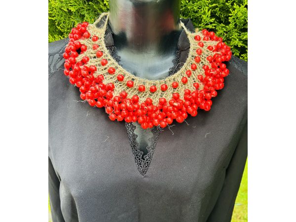 Намисто з дерева ручна робота