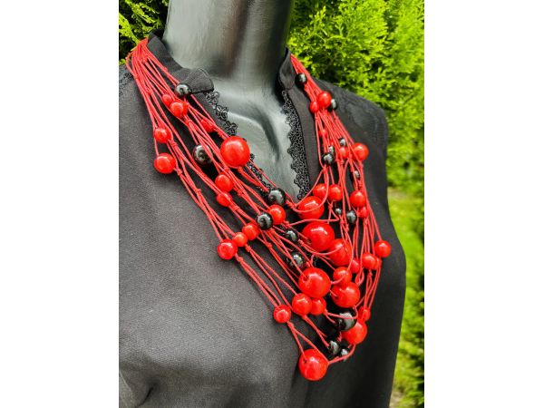 Намисто з дерева, ручна робота