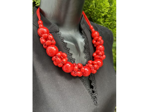 Намисто з дерева, червоне, ручна робота