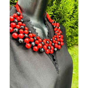 Намисто з дерева