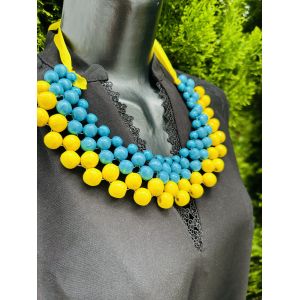 Намисто з дерева в національному стилі