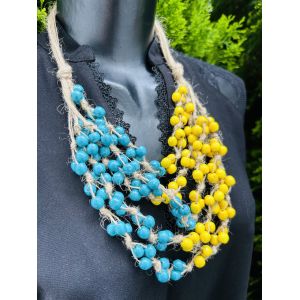 Набір прикрас з дерева в національному стилі