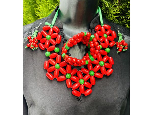 Набір прикрас, намисто, сережки, браслет