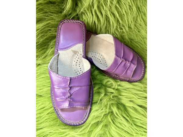 Домашні капці шкіряні жіночі 37 розмір розпродаж останні пари