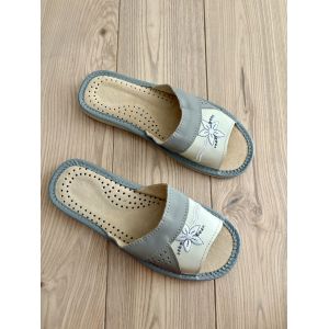 Домашні шкіряні капці жіночі