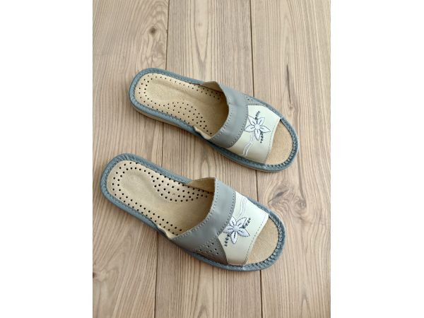 Домашні шкіряні капці жіночі