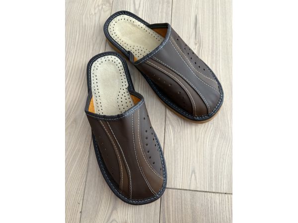 Домашні чоловічі шкіряні капці