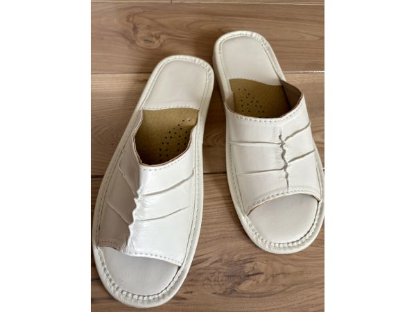 Домашні капці шкіряні жіночі 36-41  розміри 40