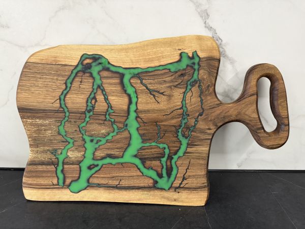 Дерев'яна дошка для нарізки продуктів 42х24 см