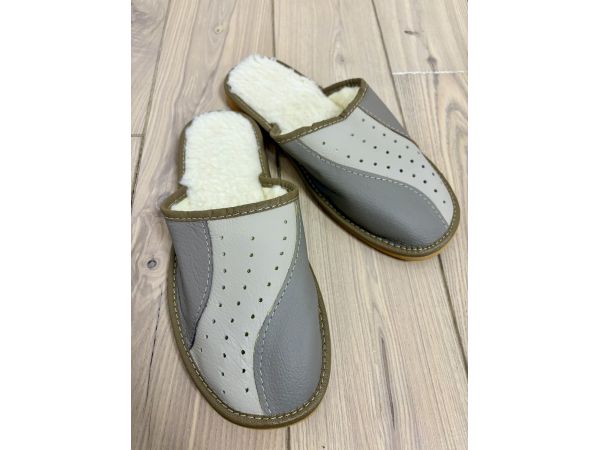 Домашні чоловічі капці із шкіри та овчини розміри від 40 до 43 42