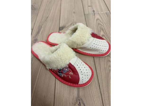 Домашні шкіряні жіночі тапочки з овечої вовни розмір 38 39 41 41