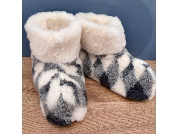 Чуні класичні з овечої шерсті