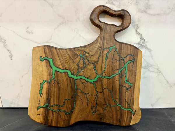 Дерев'яна дошка для нарізки продуктів 35х32 см