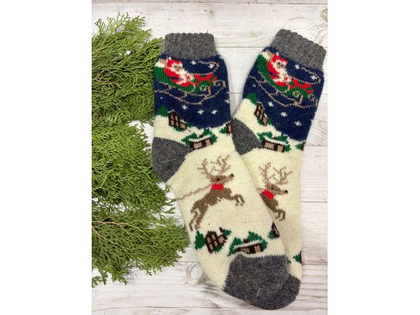 Шкарпетки жіночі з овечої шерсті новорічні