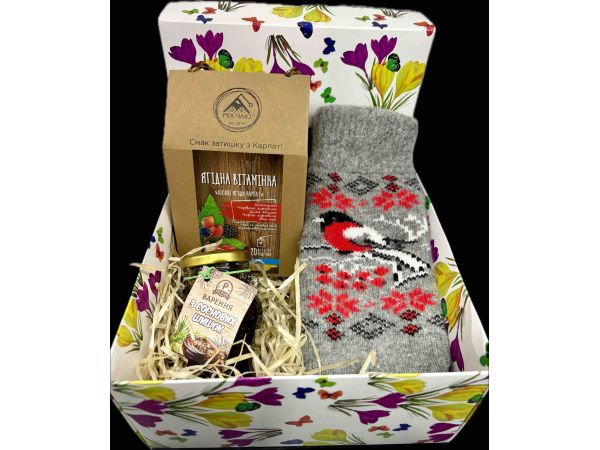 Подарунковий набір до Дня закоханих та 8 Березня